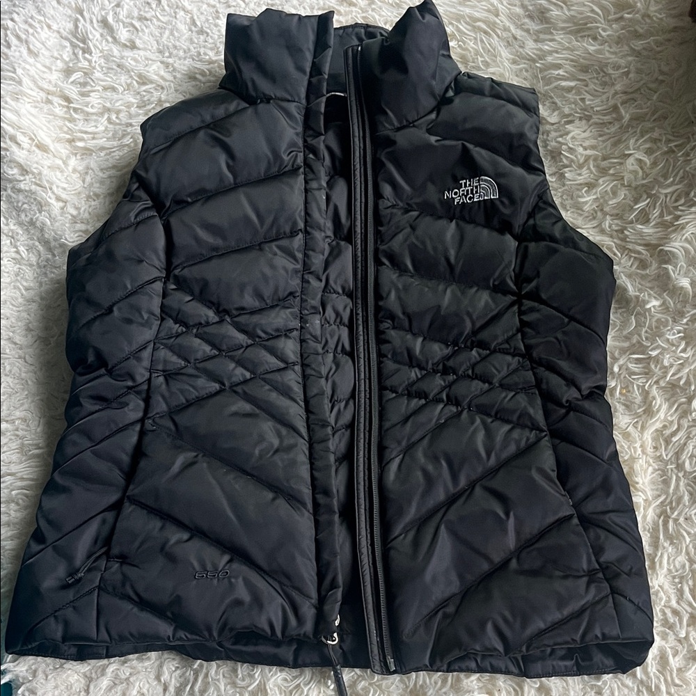 The North Face Women's Black Puffer Vest